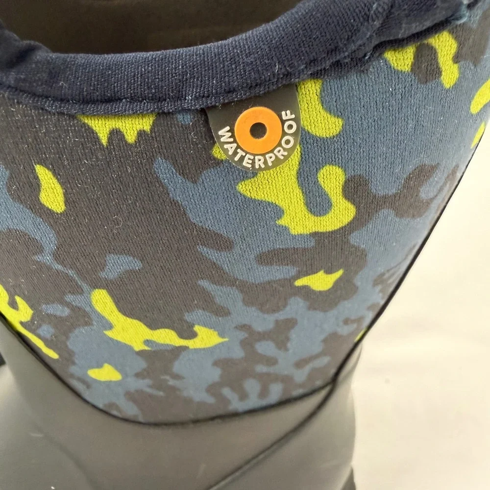 Bogs Kids Classic Camo Waterproof Insulated Rain Boots Blue Yellow Size 13 72736